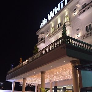 D Ewhitte Hotel